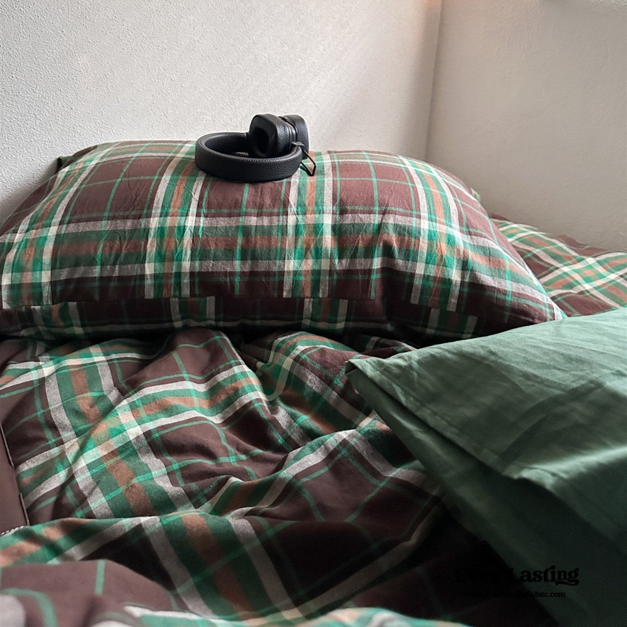 Vintage Plaid Bedding Set / Red & Green