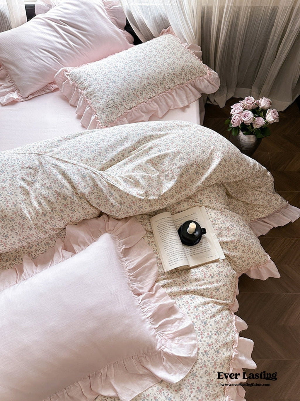 Vivienne Floral Double Gauze Bedding Set / Blush Pink