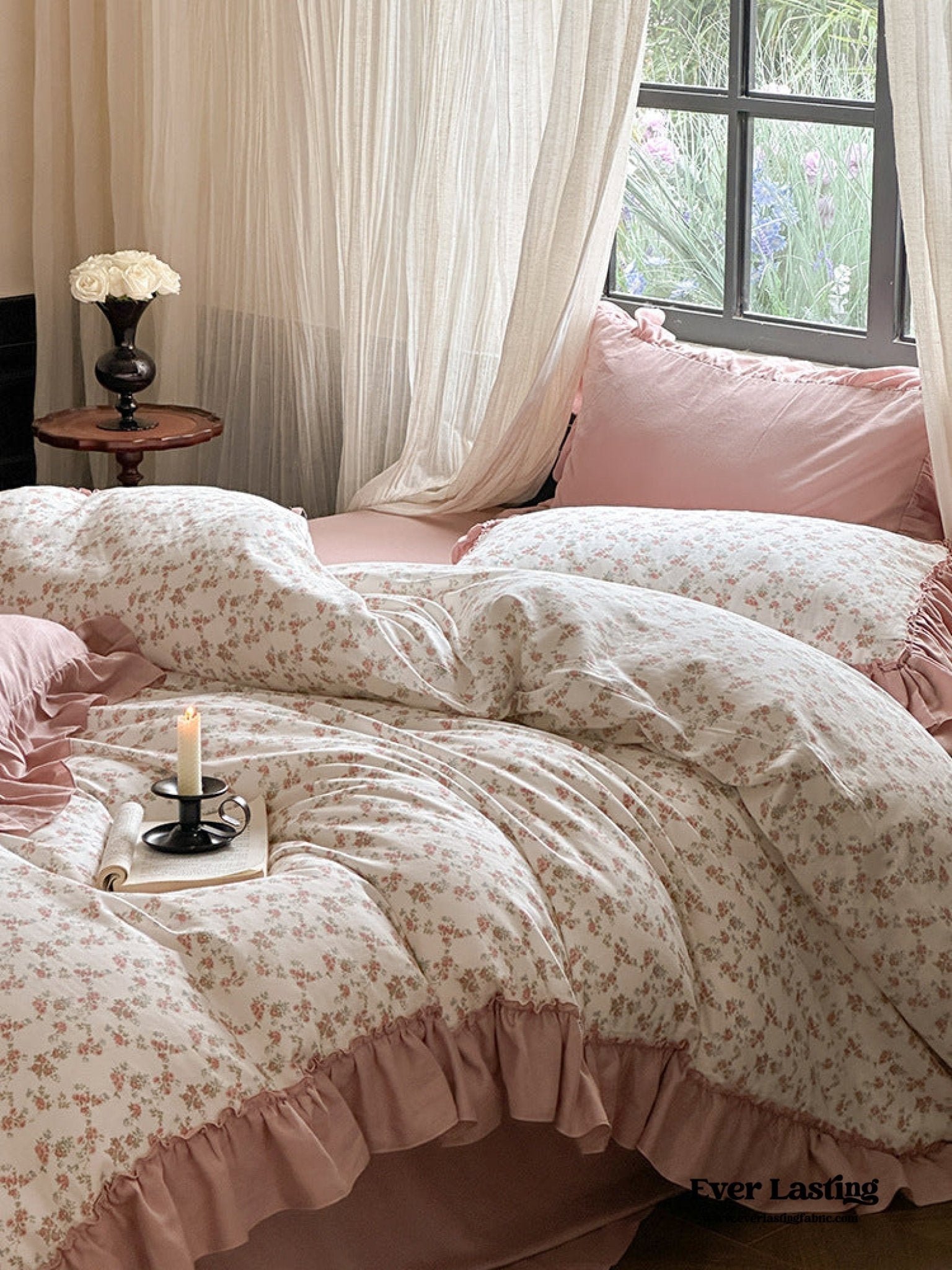 Vivienne Floral Double Gauze Bedding Set / Blush Pink