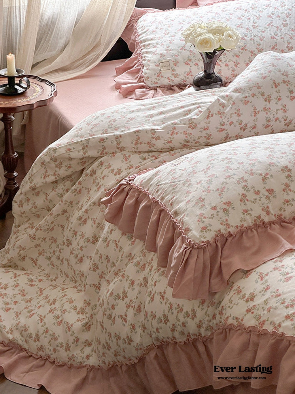 Vivienne Floral Double Gauze Bedding Set / Cobalt Blue