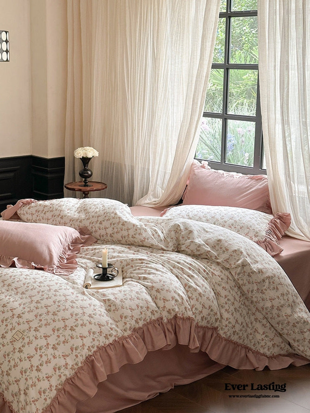 Vivienne Floral Double Gauze Bedding Set / Maroon Red