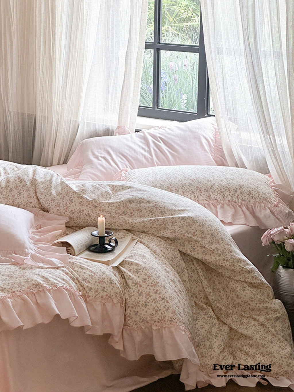 Vivienne Floral Double Gauze Bedding Set / Maroon Red