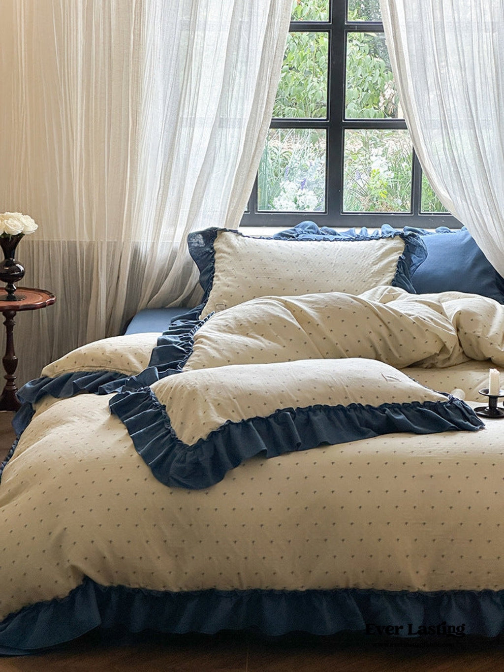 Vivienne Floral Double Gauze Bedding Set / Maroon Red