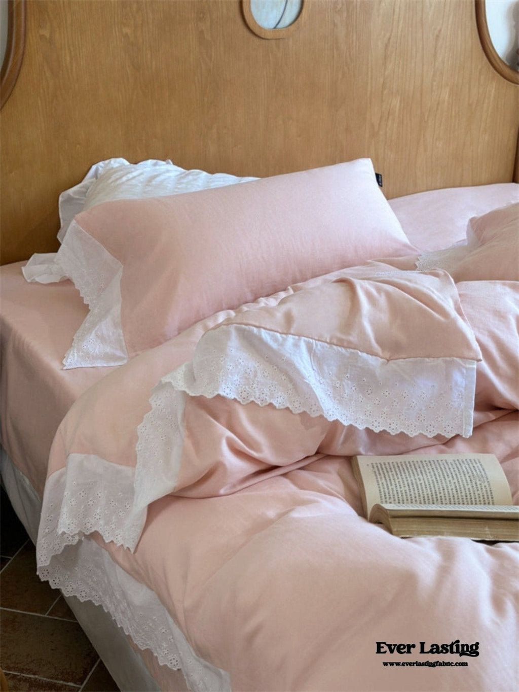 White Ruffle Lace Bedding Set / Purple