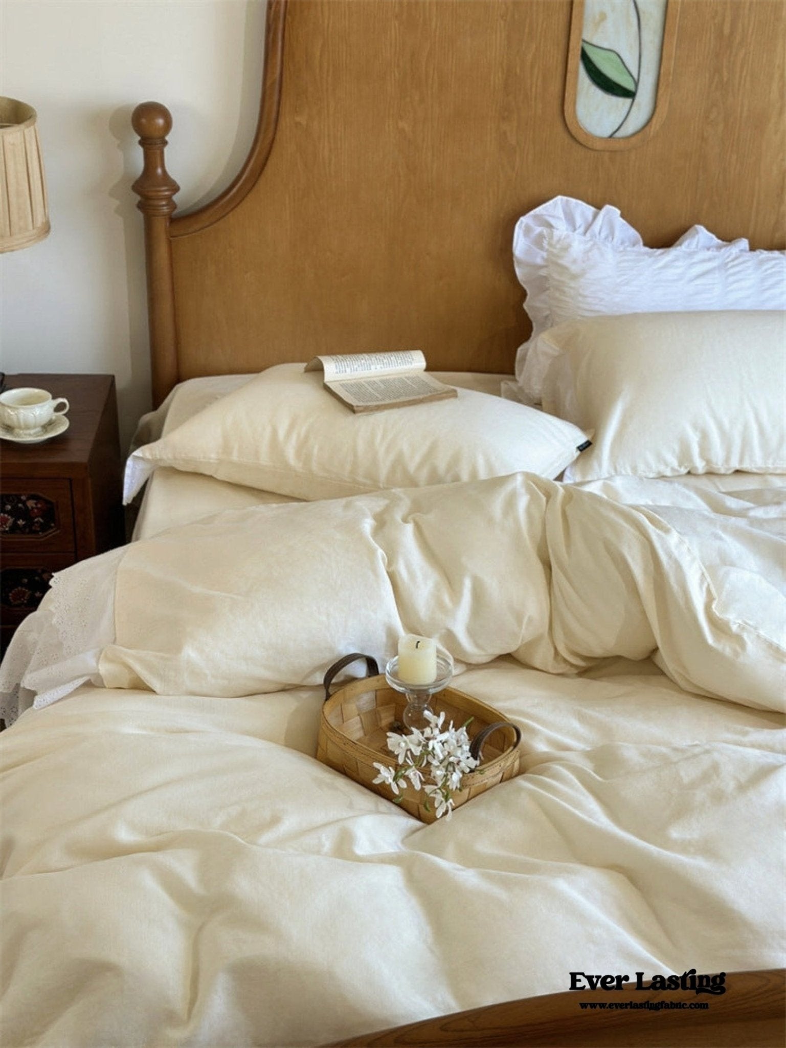 White Ruffle Lace Bedding Set / Purple