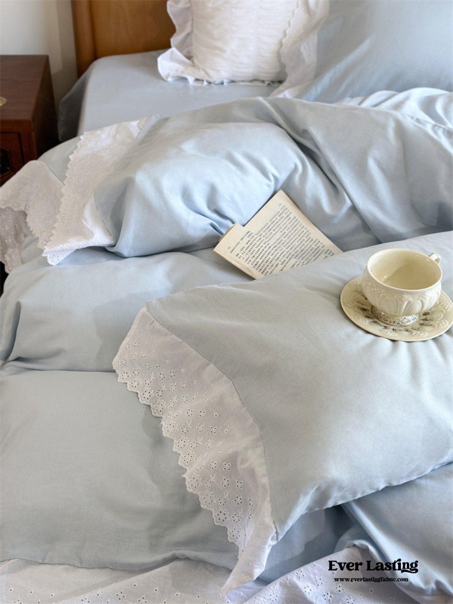 White Ruffle Lace Bedding Set / Yellow