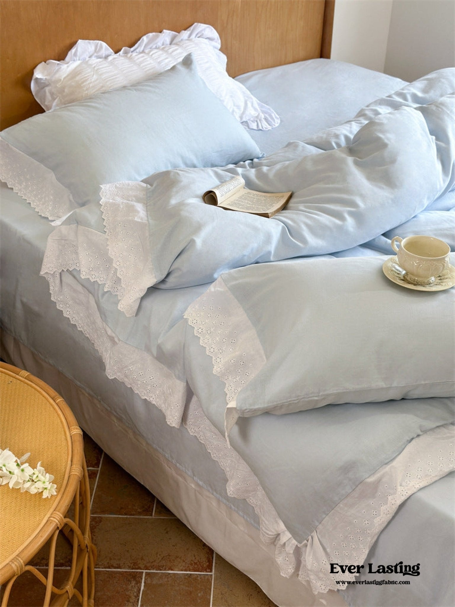 White Ruffle Lace Bedding Set / Yellow