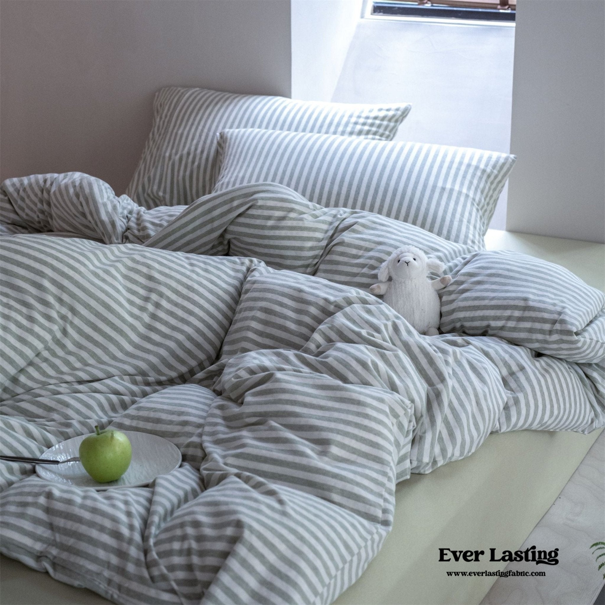 Wren Fresh Striped Jersey Knit Bedding Set / Beige