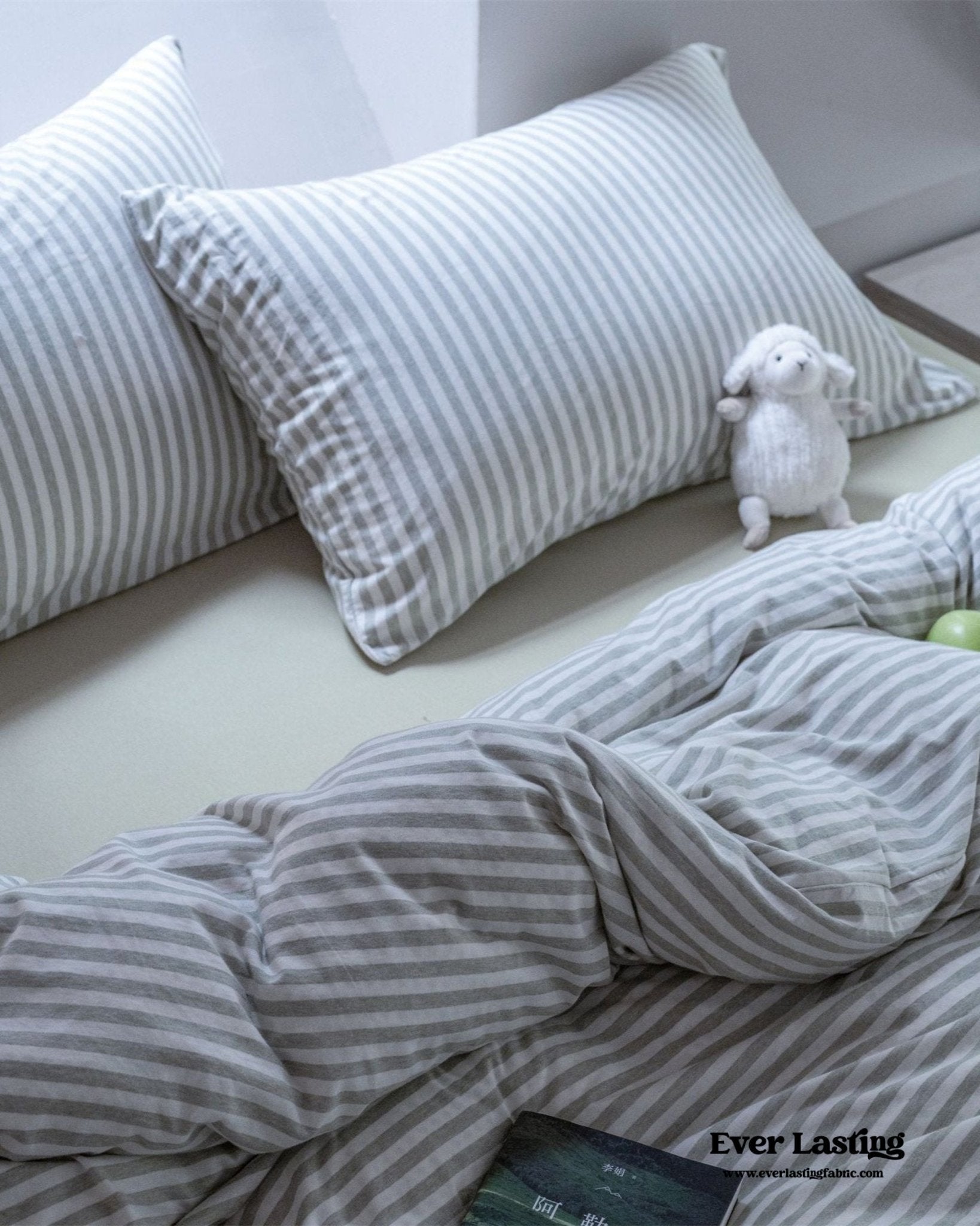 Wren Fresh Striped Jersey Knit Bedding Set / Green